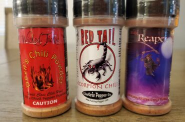 THEY ARRIVED!!! 100% ghost, Scorpion, and Carolina Reaper pepper powder. 🌶 🔥 the are from the brand Wicked Tickle. 🔥 🌶 🔥 🌶 🔥 🌶 🔥