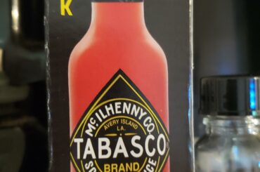 This is the spiciest sauce I've bought at a grocery store. Its absolutely delicious too