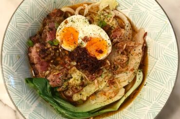 Chiu chow chilli oil makes everything infinitely better! More hidden under the noodles.