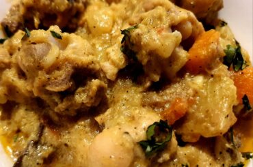 Chicken Stew Infused in Coconut milk along with Cinnamon ,Cardamom, Potatoes and Carrots