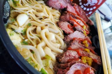 Wanna do a small line of last dab hot sauce in this ramen with me?