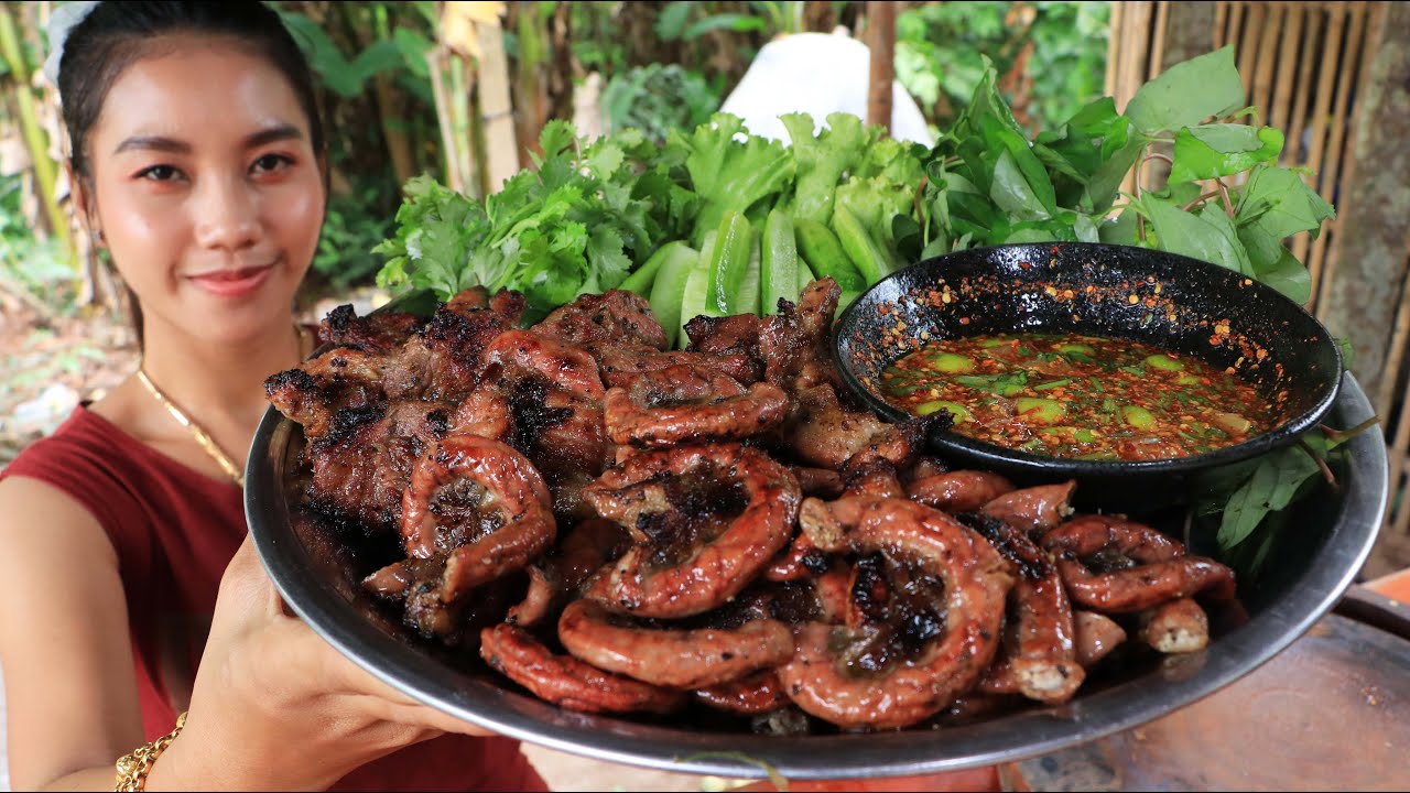 Deep fried pork intestine with chili sauce recipe Chili Chili