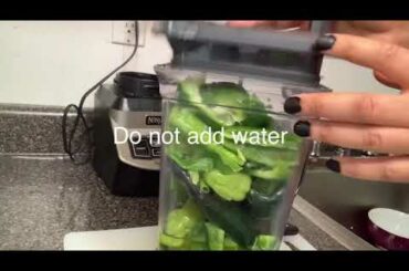 How to make a delicious Green chili sauce