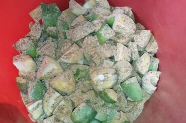 Mix Achaar || Aaam,Lemon,Green chili || Very Easy Recipe || Desi style ||Lahori Food Network