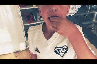 7 yr eat strong chili on hot chili chips with with hot chili sauce