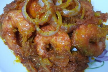 Savory Prawn cooked with chili paste [recipe in comments]