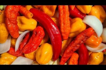 Quick and easy I want it now hot sauce 😋