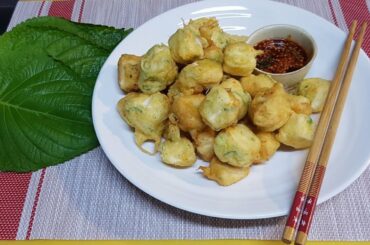 Fried tofu balls with chili sauce