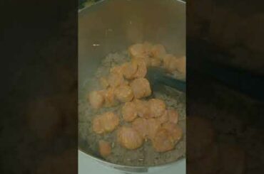 Cooking with ily: Hearty Chili (Check Description)