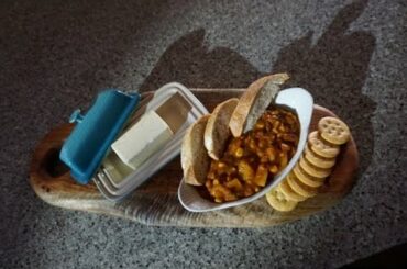 Vegetarian chili, easy, delicious, healthy; I love to share this recipe with you.