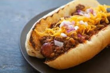 How to make chili dogs. (in depth tutorial)
