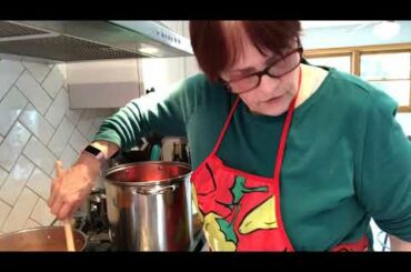 Keto Chili with HOMEMADE SAUCE!!!!!!!!!