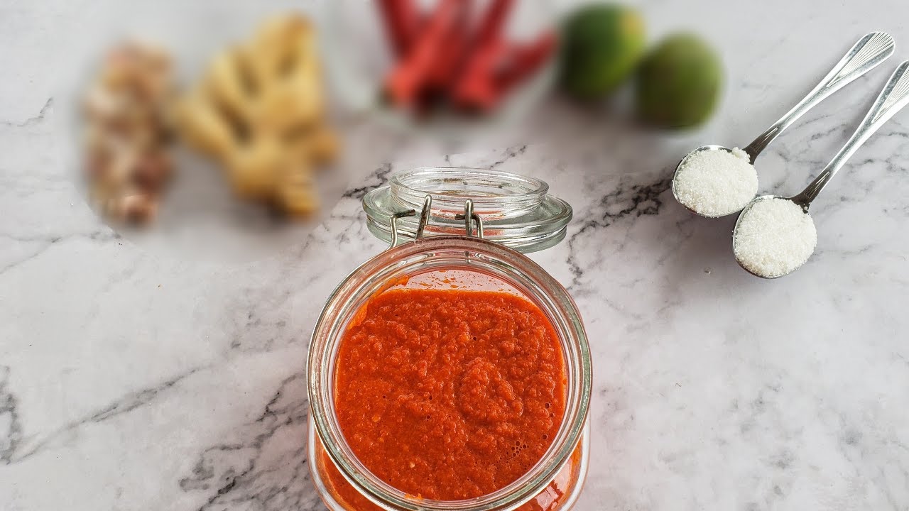 HOW TO MAKE CHILI SAUCE HOMEMADE CHILI SAUCE RECIPE Chili Chili
