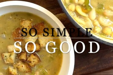 Sue's White Bean Chili with Butter-Herb Croutons