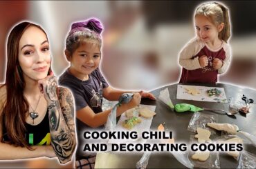 FAMILY VLOG | MAKING CHILI | DECORATING HALLOWEEN COOKIES