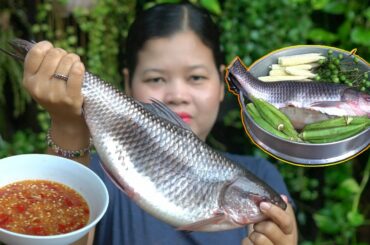 YUMMY Fish Steam With Chili Sauce and Fresh Vegetable Recipe /  Cooking With Davann