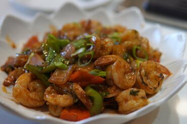 How To Make Chili Garlic Prawns / Shrimp | Quick And Easy Recipe | Imran's Kitchen