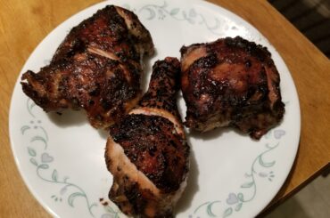 Jerk chicken with naga viper, tiger teeth, scotch bonnet and habs smoked over apple