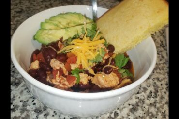 Lean Turkey Chili Recipe (Easy & Guilt Free)