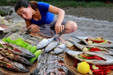 Yummy Grill Sea Fish with hot spicy chili sauce taste delicious easy seafood