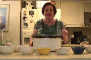 VEGAN RECIPE:  Delicious, Frugal  and Easy Slow Cooker Vegan Chili