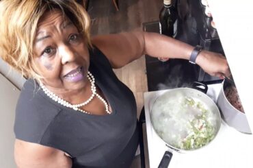 Keto Granny Making Keto Chili...easy, simple & delicious