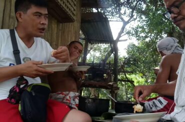 The friends cooking technique/calderitang itik w/hot chili.