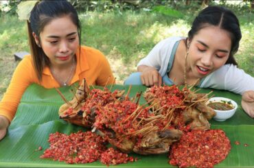 How to cook chicken roasted with chili sauce recipe with my sister - Amazing cooking