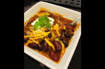 Bradley the Singing Chef's Three Bean and Beef Chili