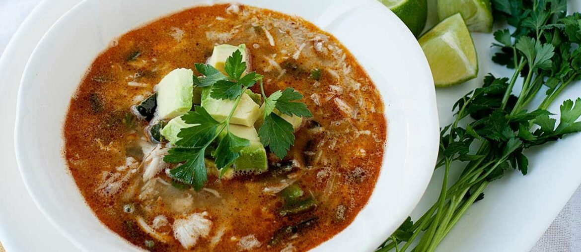 Easy Chicken Chili in the Dutch Oven