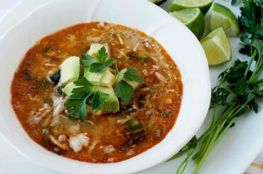 Easy Chicken Chili in the Dutch Oven