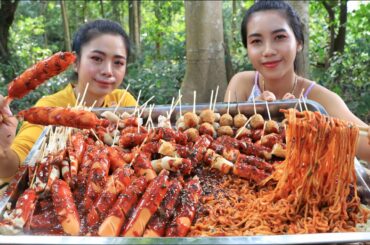 Yummy cooking noodle with meatball and hot dog stir-fry chili recipe