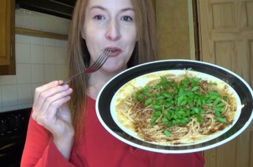 Low-Income Meals: Chili Peanut Noodles