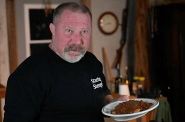 Mark Rippetoe Teaches You How to Make Texas Chili | Texas Cafe Classics