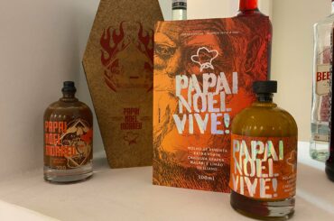 Papai Noel Morreu (2019) and Papai Noel Vive! (2020) - Brazilian Carolina Reaper sauces