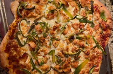 Homemade Spicy Indian Chicken Pizza
