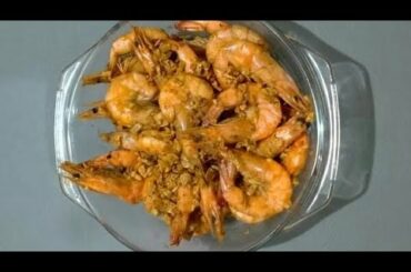 Cooking: Chili garlic oil prawns with paprika