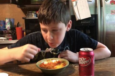 How to make 3 bean charcoal chili.. Best chili recipe ever...