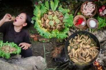 Eating delicious - Cooking Chicken feet  salad with chili recipe - Survival Skills Eating