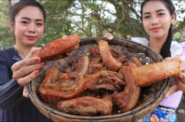 Cooking pork crispy recipe with fish sauce and chili - Cooking skill