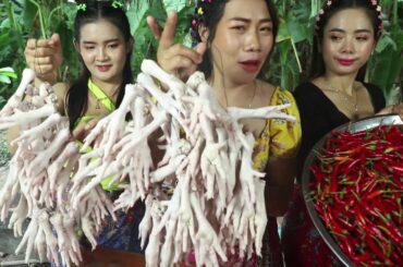 Amazing cooking chicken feet crispy with chili recipe in my village