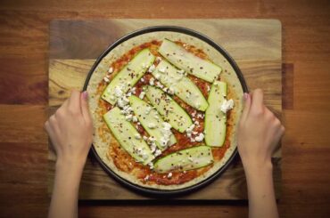zucchini, chili pepper and feta pizza recipe