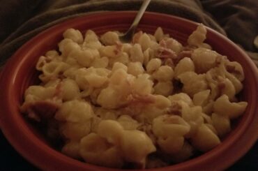 White cheddar mac and cheese with ghost pepper and panchetta. Yes, my midnight snacks are weird