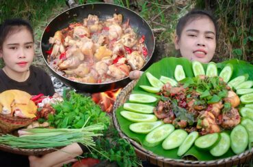 Vin Cooking skill - Wow Fried chicken thighs with Chili recipe - vegetable recipe - Survival Skill