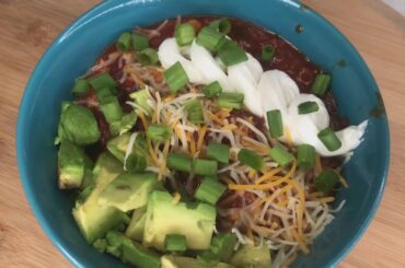 THE BEST Quick and EASY Vegan  Vegetarian chili recipe