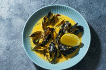 Irish Mussels with Coconut & Chilli
