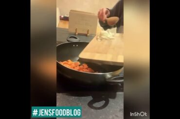 Jen’s Food Blog’s Cook With Me Vegan Sweet Potato & Kale Chilli Recipe and Cooking Video