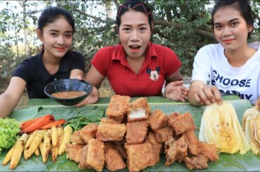 Yummy cooking pork crispy with vegetable and chili sauce recipe - Amazing cooking