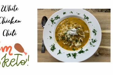 KETO RECIPE FOR WHITE CHICKEN CHILI - LOW CARB, GLUTEN FREE AND SO DELICIOUS! COOK WITH ME!
