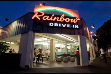 Guy Fieri shares Rainbow Drive In's World famous brown gravy and hamburger Chili recipe on DDD
